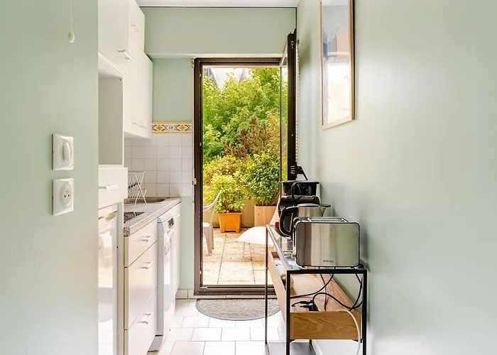 Cote Jardin - Terrasse, Calme Et Cosy Appartement