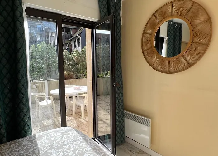 Côté Jardin - Terrasse, Calme Et Cosy Apartamento