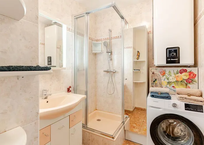 Apartamento Côté Jardin - Terrasse, Calme Et Cosy